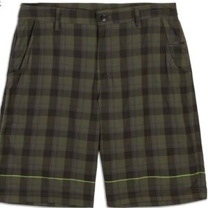 Men’s Lululemon Kahuna size 38 short